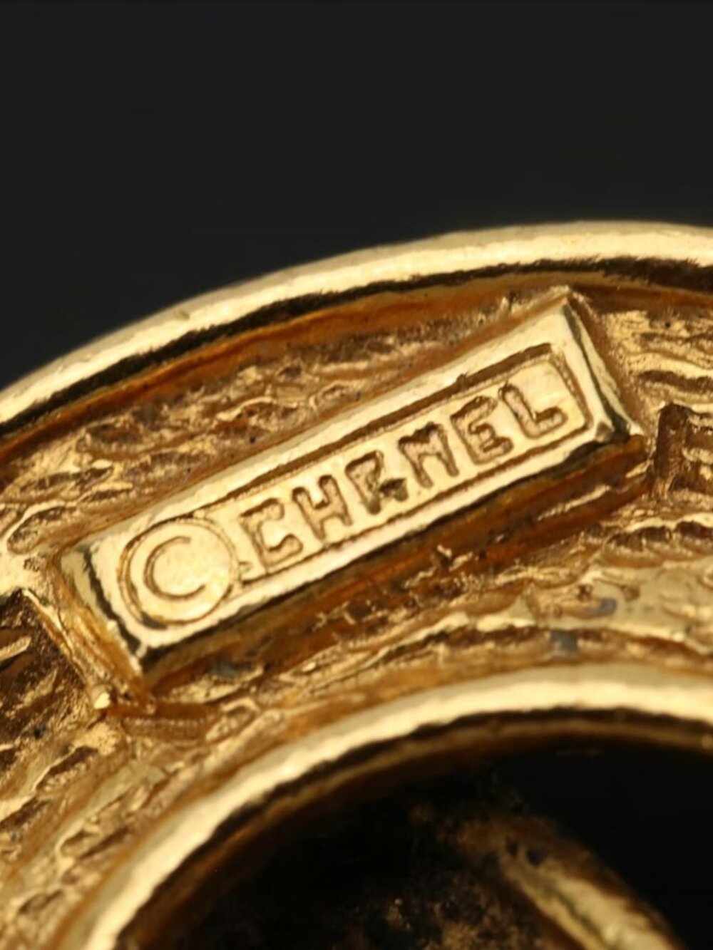 Chanel Vintage Interlocking Chain CC Logo Waist Belt - Picture 4 of 8